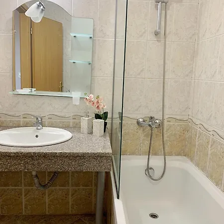 Apartman Prostor - Pool & 50m Away *