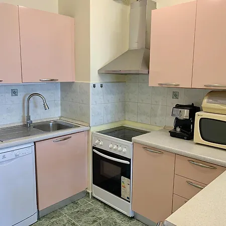 Prostor - Pool & 50m Away Apartman *