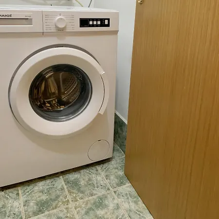 Apartman Prostor - Pool & 50m Away