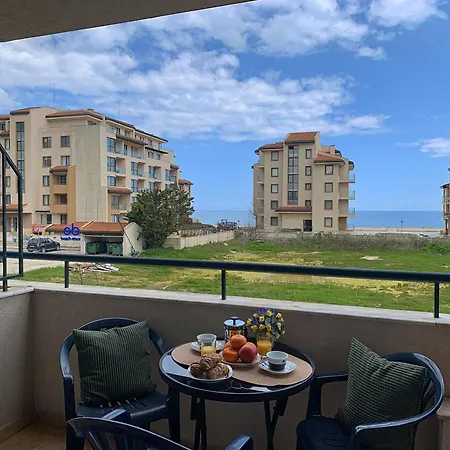 Apartman Prostor - Pool & 50m Away Obzor