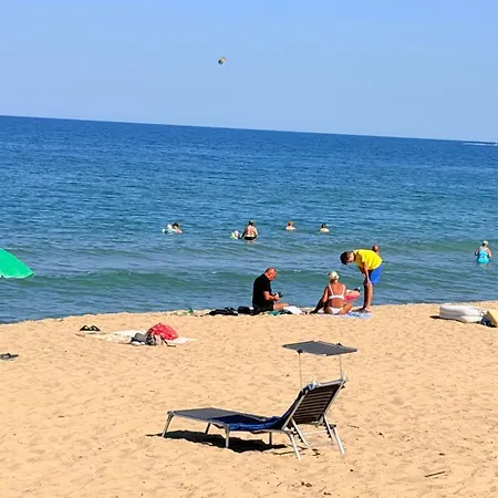 Prostor - Pool & 50m Away Apartman Obzor