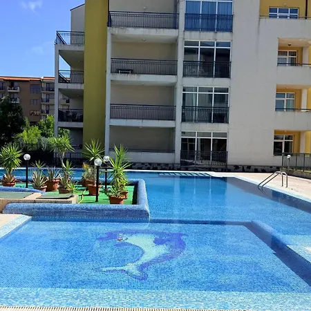 Prostor - Pool & 50m Away Apartman *